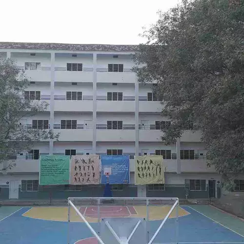 How Schools  Support Aspiring IIT-JEE Students from Early Years